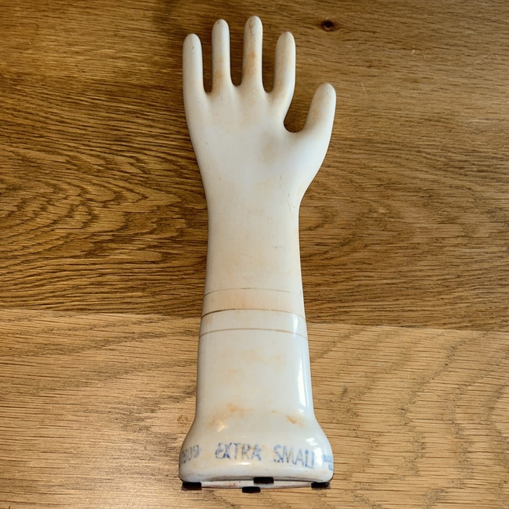 Vintage Porcelain Extra Small Glove Mold / Hand Display Stamped May 10, 1989